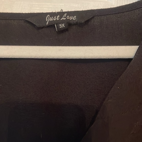 Black Scrub Jacket - Picture 2 of 4